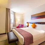 Hotel Al Madinah Holiday